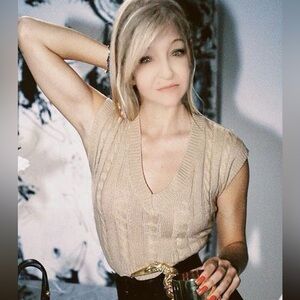 Meet your Posher, Annette